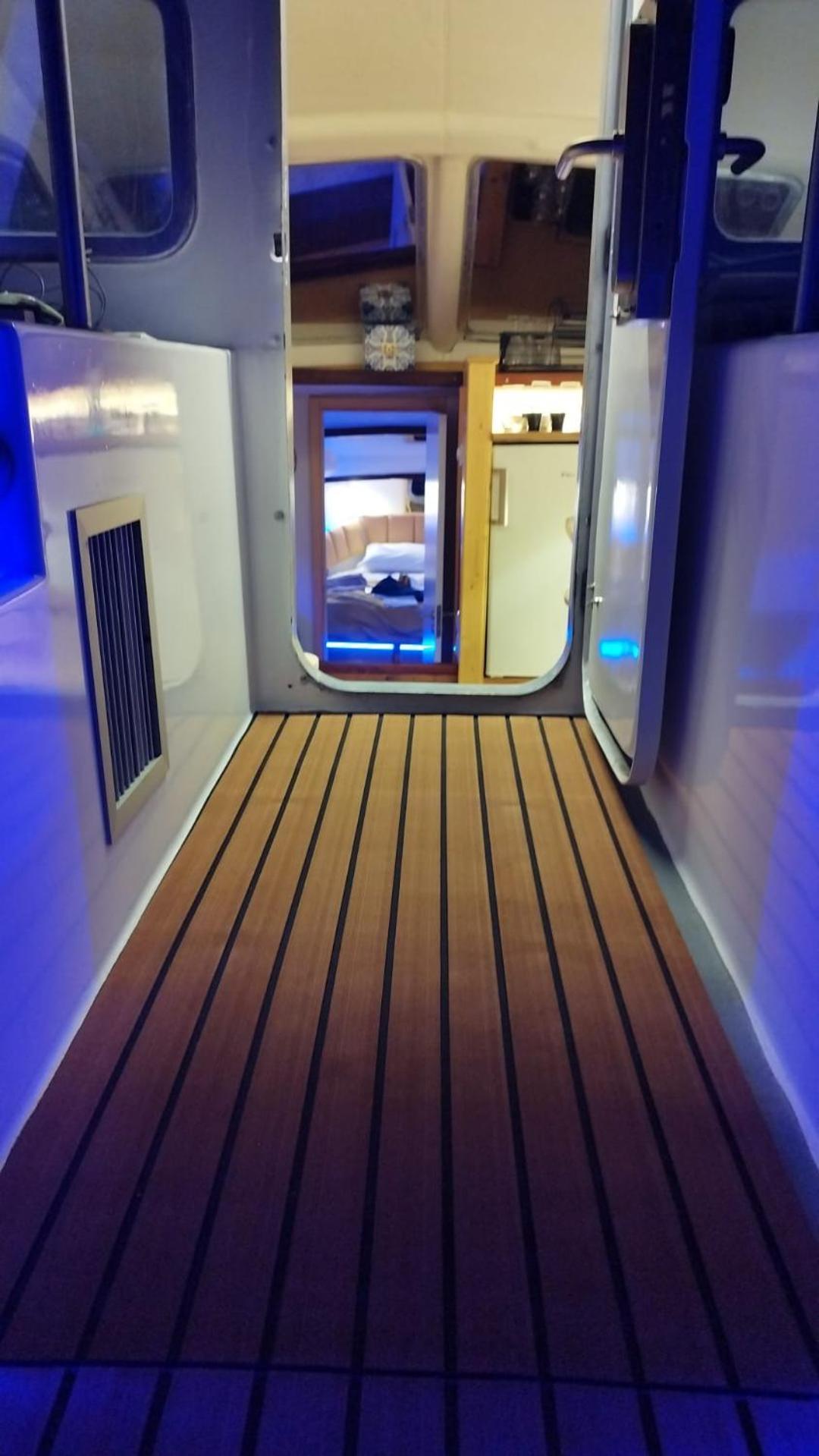 Botel Sleepboat Luxlife Yatch Oporto