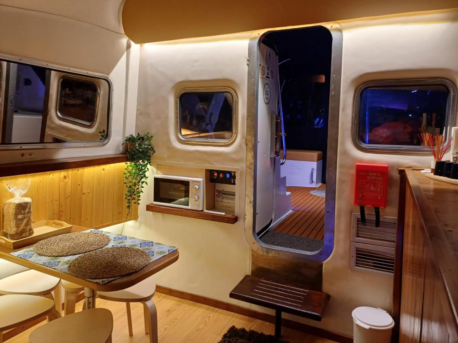 Sleepboat Luxlife Yatch Oporto